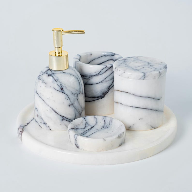 Elegant 5-Pieces Bathroom Organizing Set